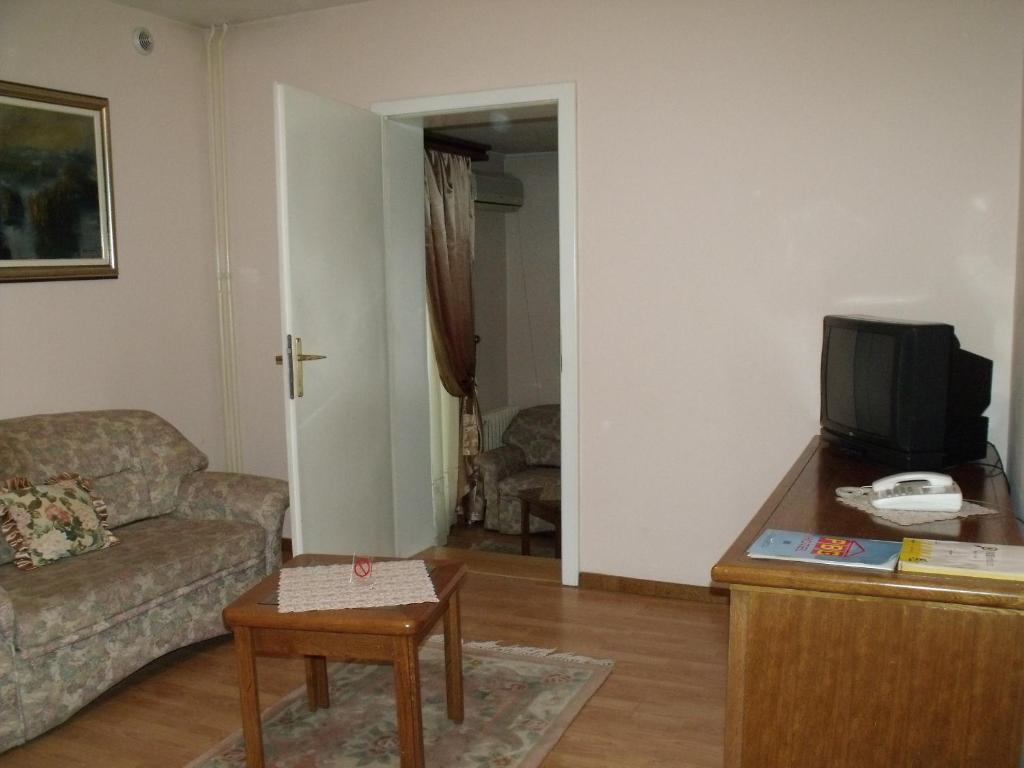 Garni Hotel PBG Subotica Kamer foto