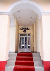 Garni Hotel PBG Subotica Buitenkant foto